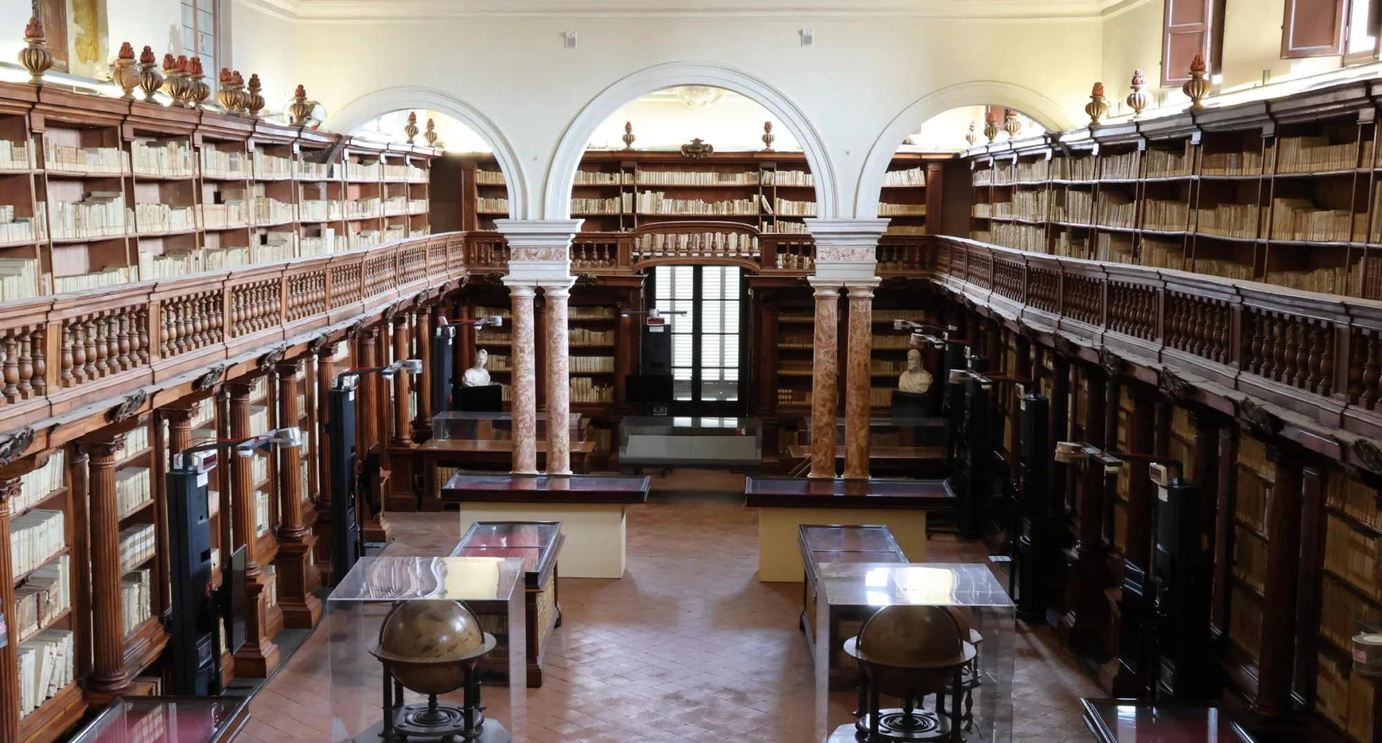 Veduta monumentale della sede di S. Maria Corteorlandini